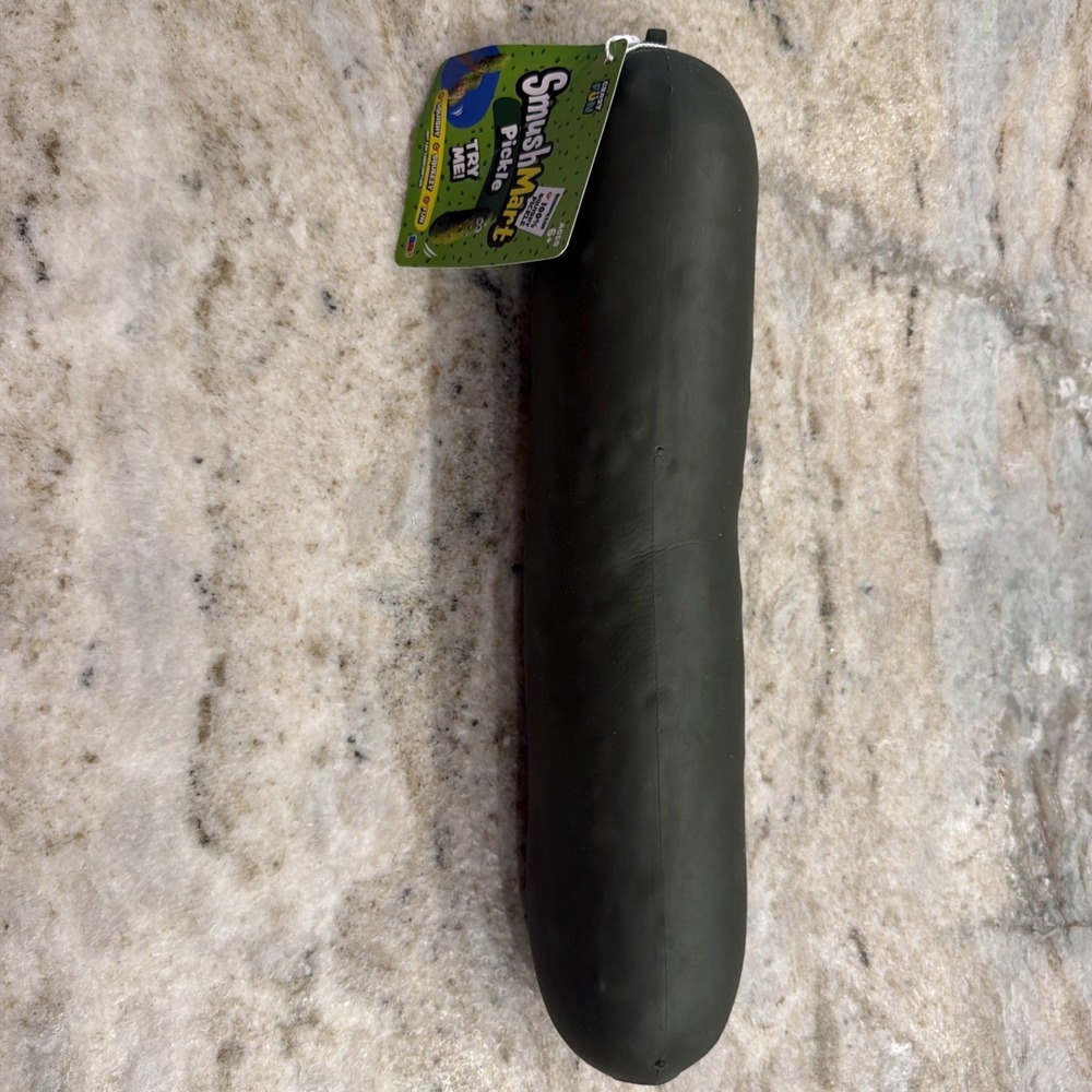 🥒 New With Tags Viral Crazy Fun Smushmart Pickle Squishy AUTHENTIC!